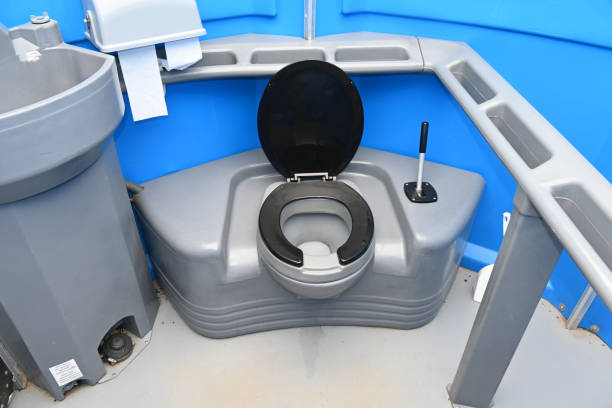 Best Sanitation services for porta potties  in Center, TX